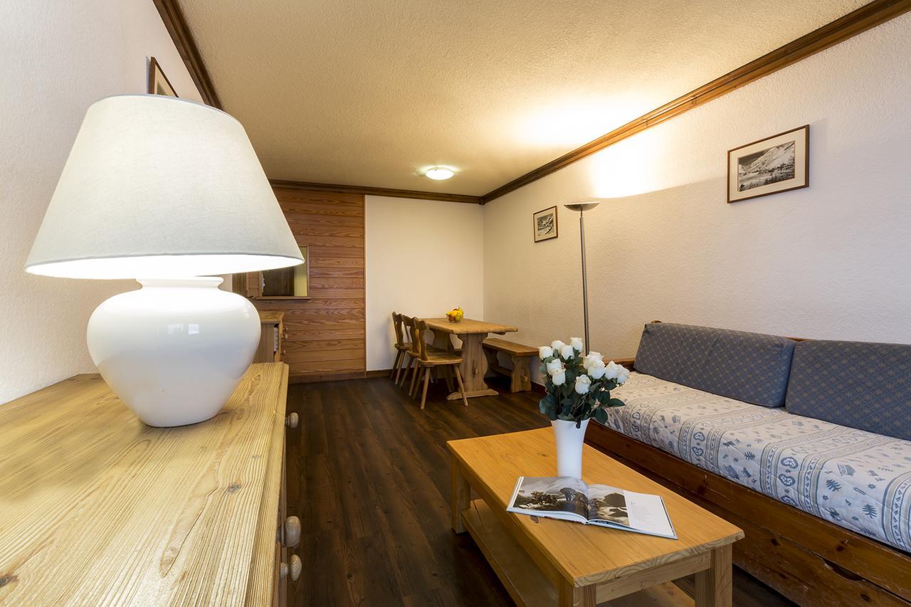 Madame Vacances Residence Alpina Lodge Val-dʼIsère Exteriör bild